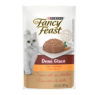 Imagem do produto Ração Úmida Fancy Feast Demi Glace Frango para Gatos, tipo Ração Úmida, marca Fancy Feast.